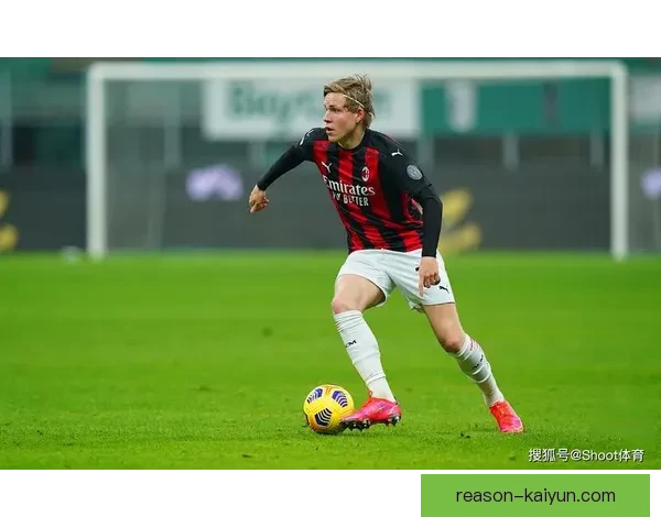 Vini 在近期比赛中持续展现标志性进球庆祝动作，状态回暖备受关注