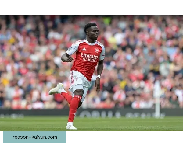 萨卡在近期比赛中面对点球压力的态度表现稳健，展现出心理素质。