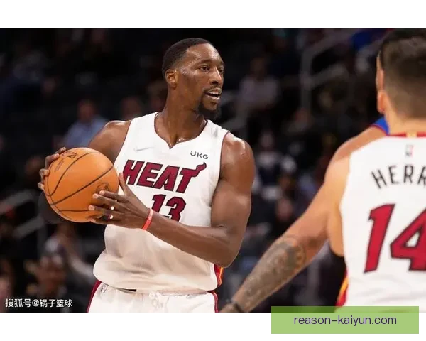 米特罗维奇技术全面性持续提升，进攻端表现稳健